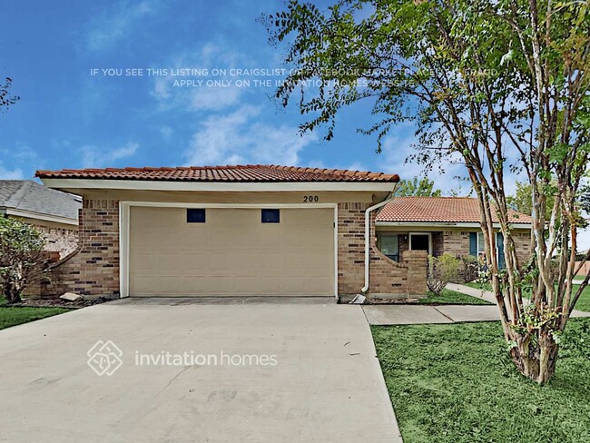 property at 200 Kalmia Dr