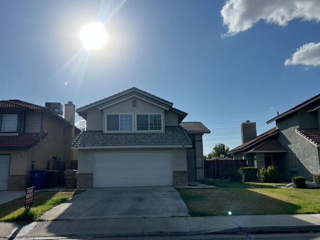 2909 Woodglen Dr in Bakersfield, CA - Building Photo - Building Photo