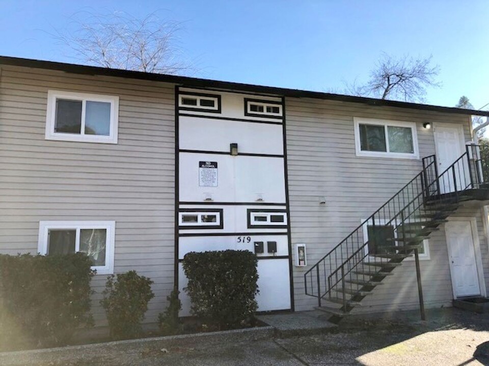 519 W 6th St in Chico, CA - Building Photo