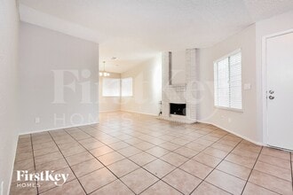 2359 Los Feliz St in Las Vegas, NV - Building Photo - Building Photo