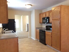 15447 Wandering Way in Noblesville, IN - Building Photo - Building Photo