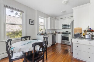 246 Summer St, Unit 1L in Somerville, MA - Building Photo