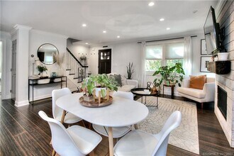 431 Knapps Hwy in Fairfield, CT - Building Photo - Building Photo