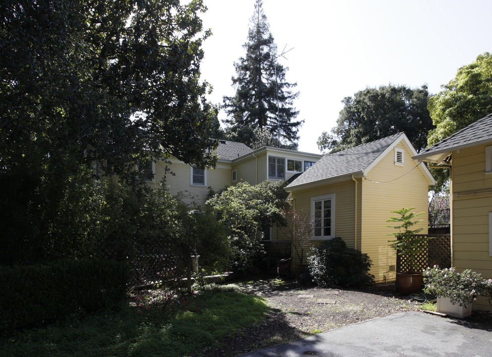 281 Addison Ave in Palo Alto, CA - Building Photo