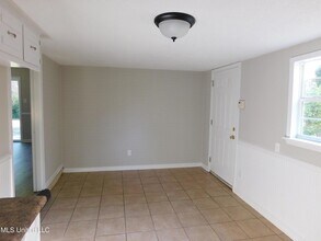 6510 Heather Rd in Horn Lake, MS - Foto de edificio - Building Photo