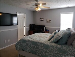 115 Silverberry Ct in Raeford, NC - Building Photo - Building Photo