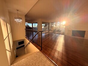 490 Starlight Crest Dr in La Cañada Flintridge, CA - Building Photo - Building Photo