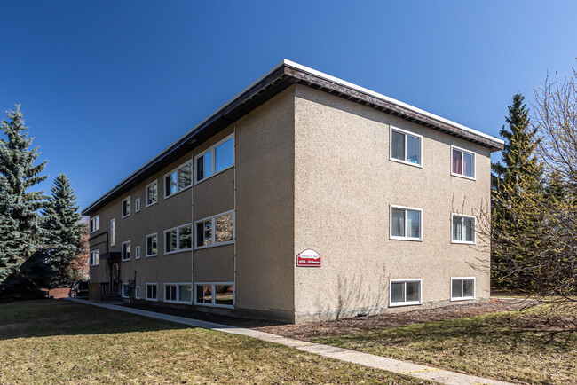 Carlington Terrace II Apartments in Edmonton, AB - Building Photo - Building Photo