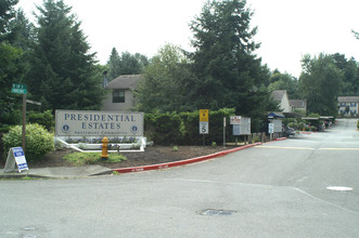 Legacy Place in Seatac, WA - Foto de edificio - Building Photo