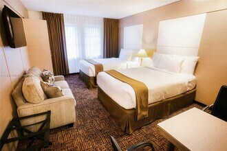 4051 N Ocean Blvd in Fort Lauderdale, FL - Foto de edificio - Building Photo