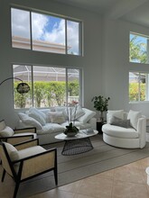 4600 Mariners Cove Dr in Wellington, FL - Building Photo - Building Photo