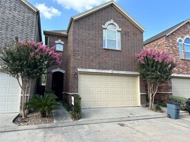 5151 Oasis Park Ln in Houston, TX - Building Photo