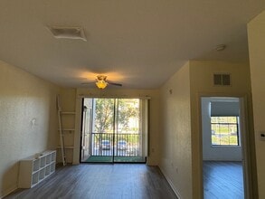 6151 Metrowest Blvd in Orlando, FL - Building Photo - Building Photo