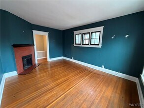 180 Richmond Ave in Buffalo, NY - Building Photo - Building Photo