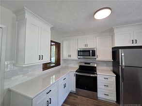1819 Cawdor Dr in Fayetteville, NC - Foto de edificio - Building Photo