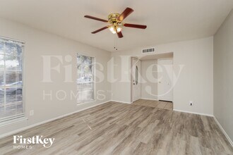 2617 Branch Oaks Dr in Garland, TX - Building Photo - Building Photo