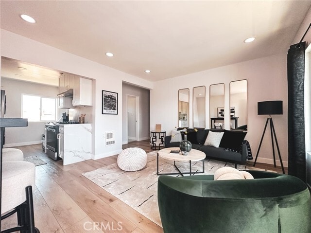 1057 E Hyde Park Blvd