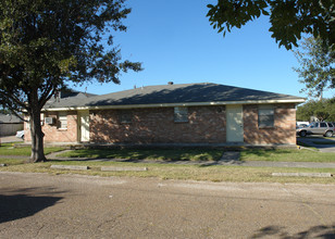 1228-1236 Lake Ave in Metairie, LA - Building Photo - Building Photo