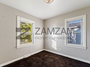 7583 Hudson Ave in Warren, MI - Building Photo - Building Photo