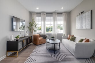 The Edge at Main in Somerville, NJ - Building Photo - Interior Photo