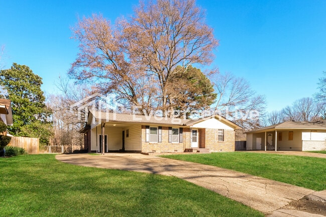 3174 Beauchamp Dr in Memphis, TN - Building Photo - Building Photo