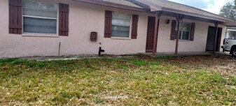 2039 Woodbridge Ln in Lakeland, FL - Building Photo