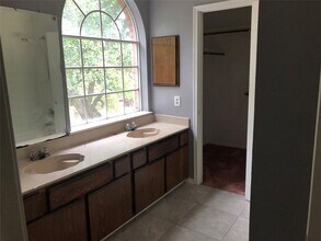 12427 Chalmette St in Houston, TX - Building Photo - Building Photo