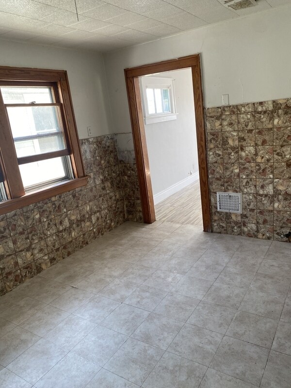 28 Blum Ave in Buffalo, NY - Building Photo - Building Photo