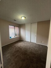 1730 E Babcock Ave in Visalia, CA - Building Photo - Building Photo