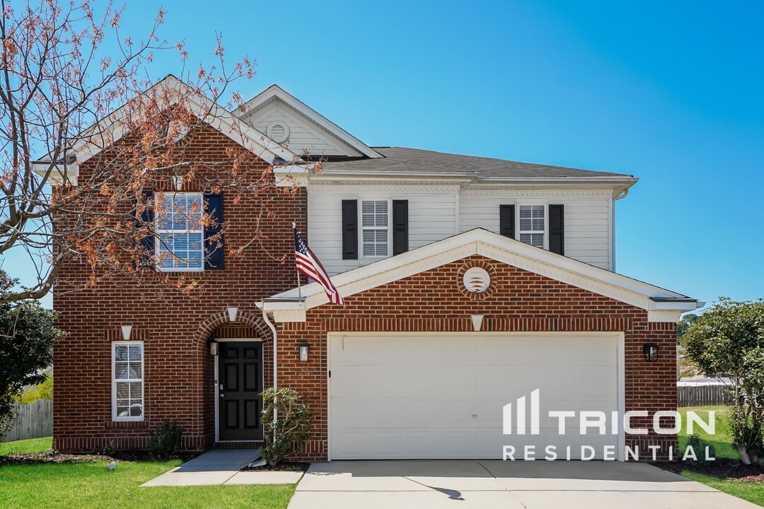 3220 Mackinac Island Ln in Raleigh, NC - Building Photo