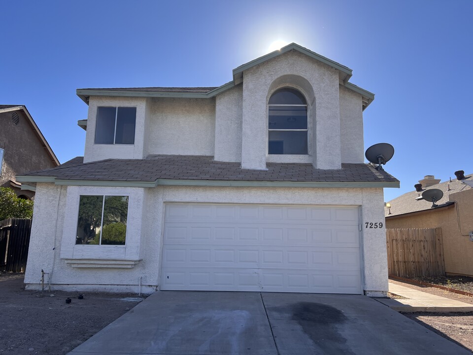 7259 S Camino De Los Nopales in Tucson, AZ - Building Photo