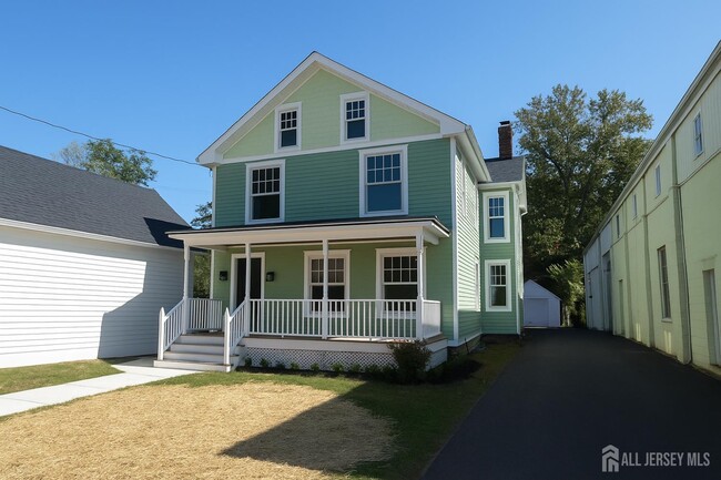 property at 15 N Main St