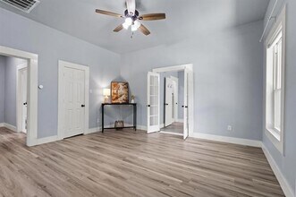 421 W Morton St in Denison, TX - Building Photo - Building Photo