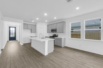 9710 Burlington Bristol Dr in Cypress, TX - Building Photo - Building Photo
