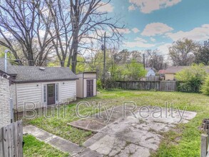 955 Inman Rd in Memphis, TN - Building Photo - Building Photo