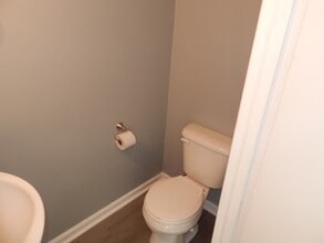 515 N Walnut St in Seneca, SC - Building Photo - Building Photo
