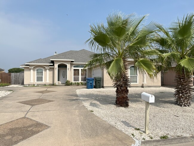 15221 Main Royal Dr