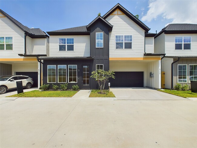 property at 5746 Barbara Rose Ln