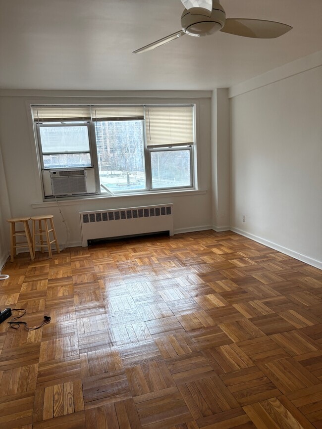 1450 Palisade Ave, Unit 3M in Fort Lee, NJ - Foto de edificio - Building Photo