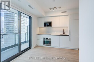 35 Parliament St in Toronto, ON - Building Photo - Building Photo