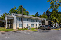 Autumn Park Apartments in Little Rock, AR - Building Photo - Building Photo