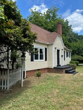 401 Banks St in Graham, NC - Building Photo - Building Photo