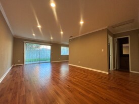 832 Bonita Ave in La Verne, CA - Building Photo