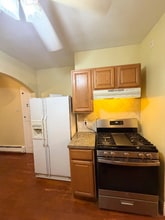 715 Western Ave in Albany, NY - Foto de edificio - Building Photo