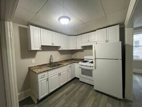 1101 Elm St in Manchester, NH - Building Photo - Building Photo