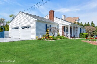 67 N Farragut Ave in Manasquan, NJ - Building Photo - Building Photo