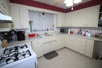 10944 S Artesian Ave, Unit #1 in Chicago, IL - Building Photo - Building Photo