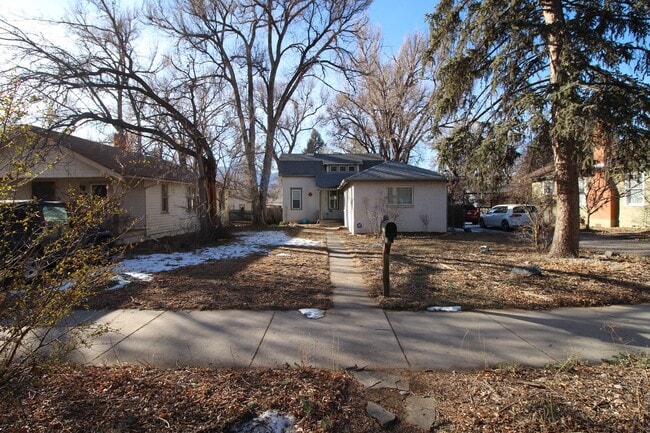 property at 422 N Cedar St