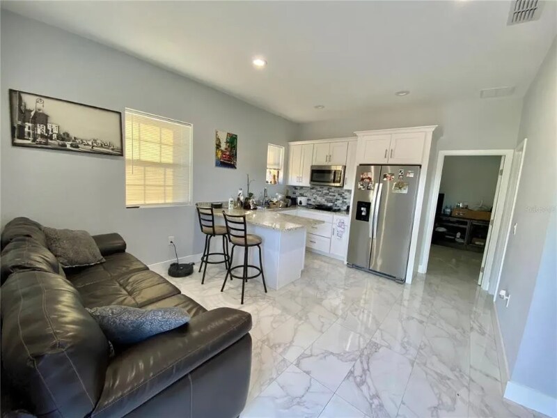 6778 New Hope Rd in Orlando, FL - Building Photo