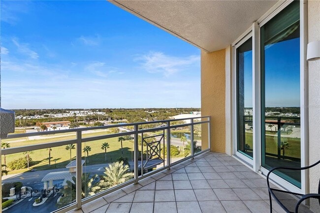 140 Riviera Dunes Way in Palmetto, FL - Building Photo - Building Photo